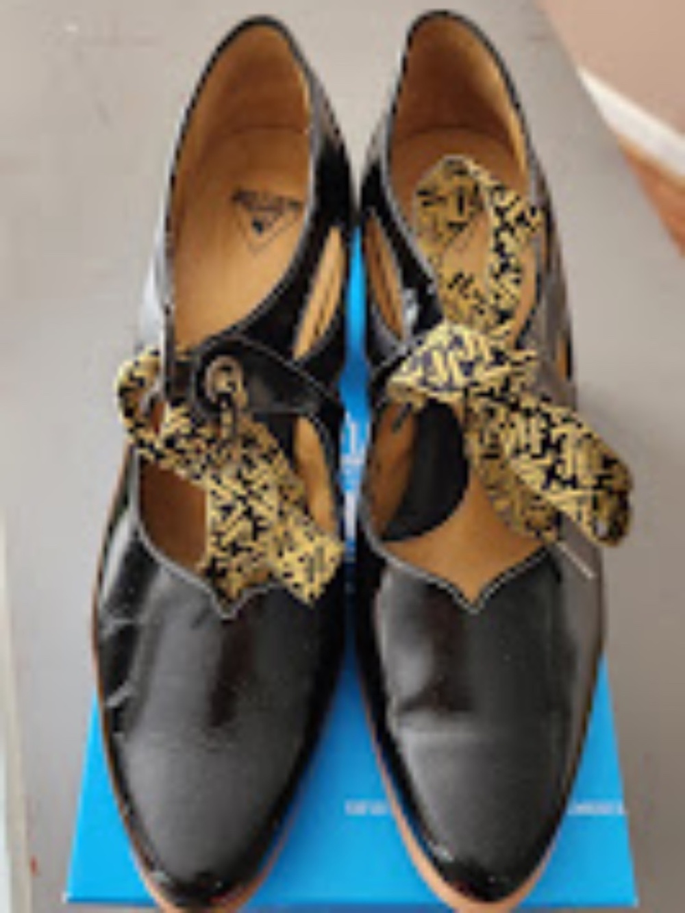 John Fluevog Sole Talk Mantra Ribbon Tie-Heels- Black Patent- Size 11